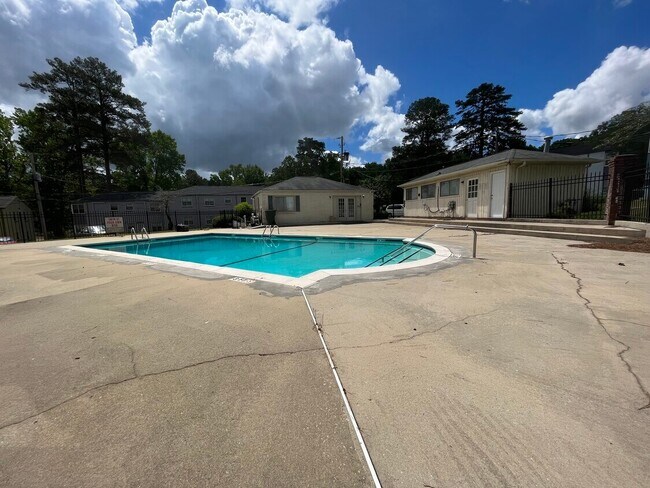 Foto del edificio - 4600 Fort Jackson Blvd