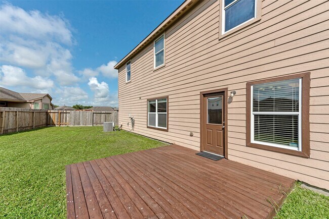 Building Photo - 9807 Opal Rock Dr