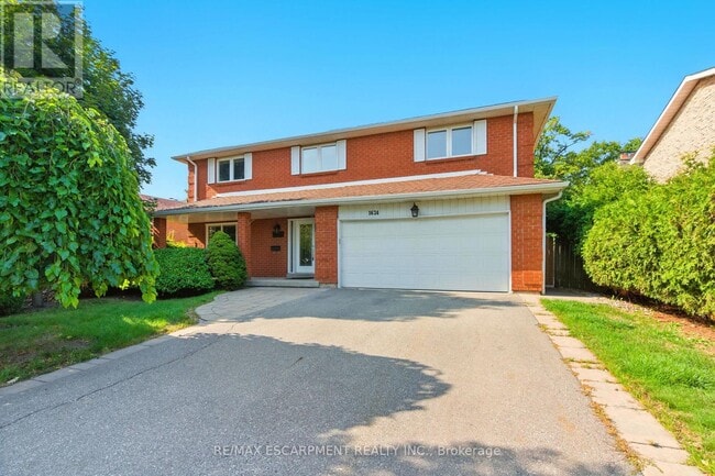 Building Photo - 1624 Gallant Dr