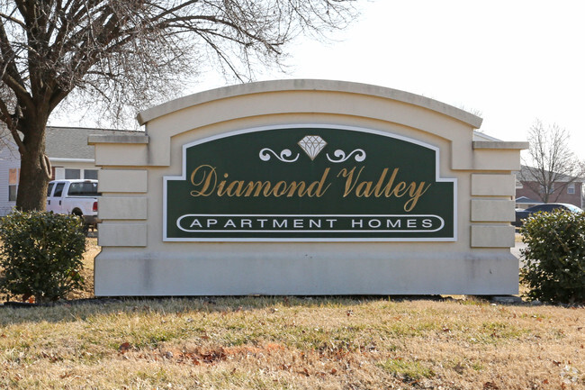 Diamond Valley Apartments Apartments - Evansville, IN | Apartments.com