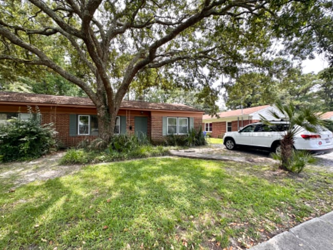 Foto del edificio - 639 Windermere Blvd