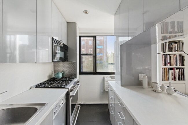 Foto del edificio - 400 E 14th St