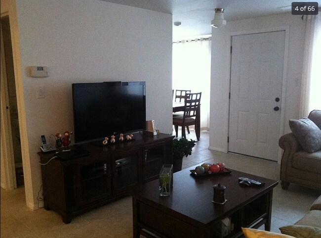 Building Photo - 252 Sagamore Hills Dr