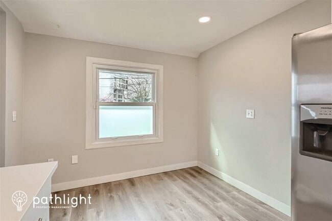 Building Photo - 3135 South 19th Street, Tacoma, WA, 98405