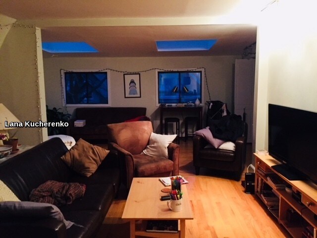 Foto principal - 8 Evergreen Ave