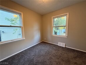 Building Photo - 4468 E 156th St