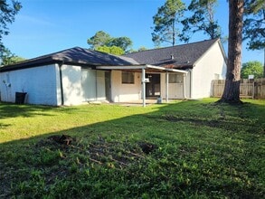 Building Photo - 22127 Elsinore Dr
