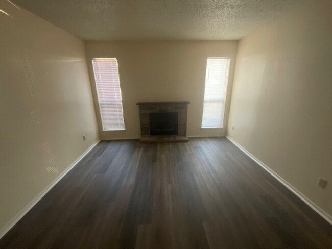 Building Photo - 4507 Coronado Ave