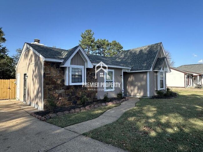 Foto del edificio - 7196 Countryside - Available NOW!