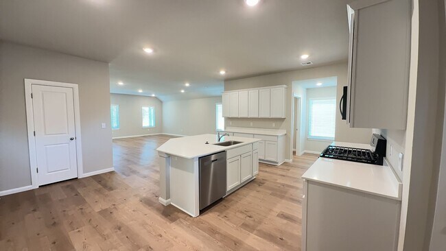 Foto del edificio - Start your year off right in this beautiful 4bed/2bath new construction home!