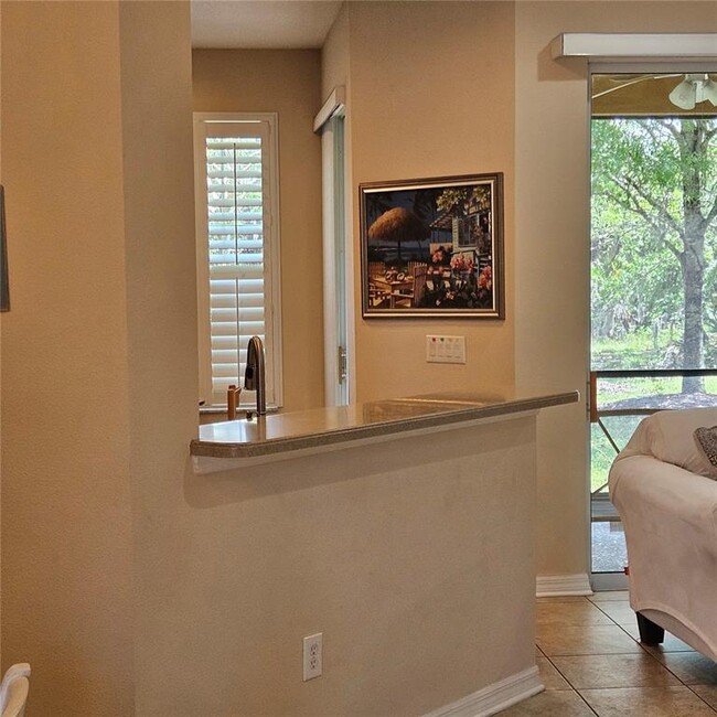 Foto del edificio - 8110 Villa Grande Ct
