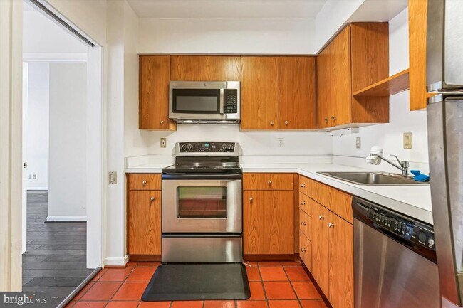 Foto del edificio - 1200 23rd St NW