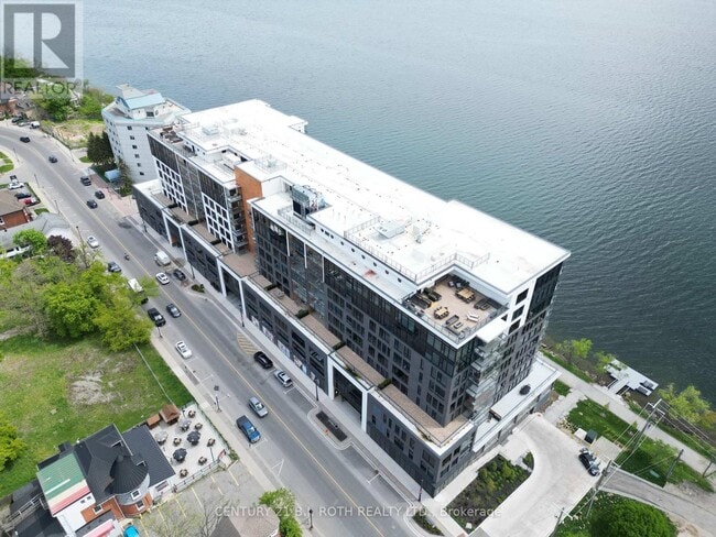 Building Photo - 185 Dunlop St E
