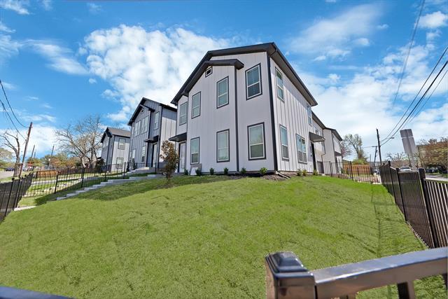 Foto del edificio - 302 E 7th St