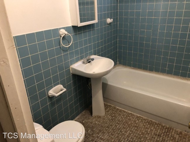 Foto del edificio - 6613 Lebanon Ave