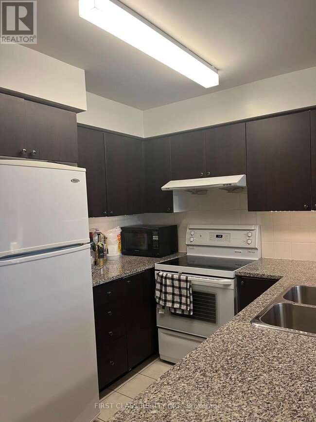 Photo du bâtiment - 88 Grangeway Ave