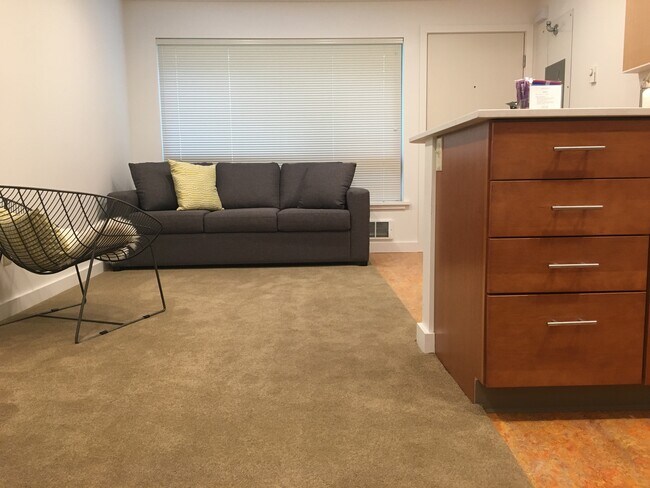 Foto del edificio - 3247 NE 87th St