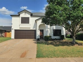 Building Photo - 3120 Longbow Dr