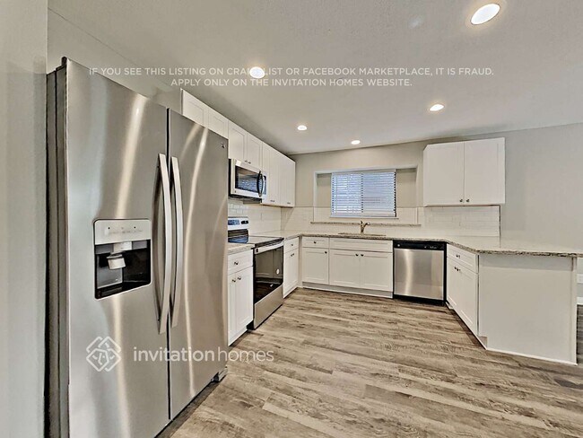 Building Photo - 7825 Prescott Dr