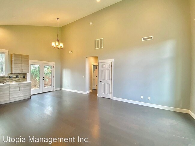 Building Photo - 2 br, 2 bath House - 2233 SE 158th Ave Unit B