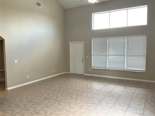 Foto del edificio - 8472 Adele Rd