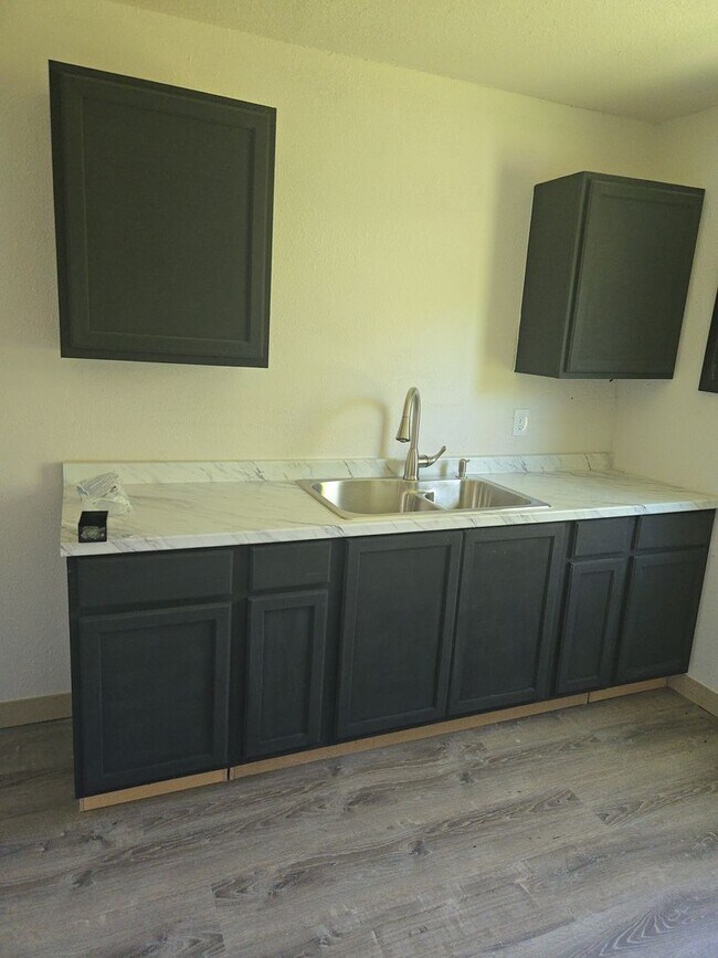 Foto del edificio - 2 bed 1 bath house