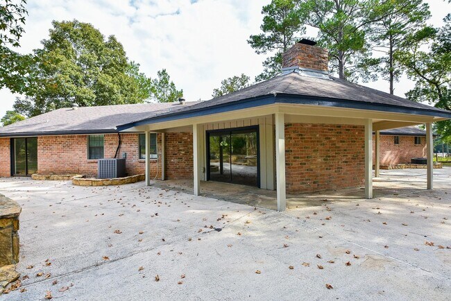 Building Photo - 12713 Roy Harris Loop