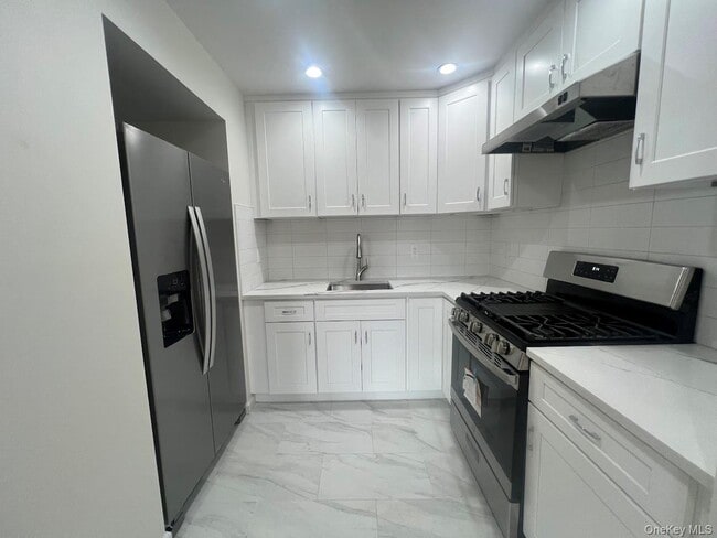 Foto del edificio - 48-32 59th St