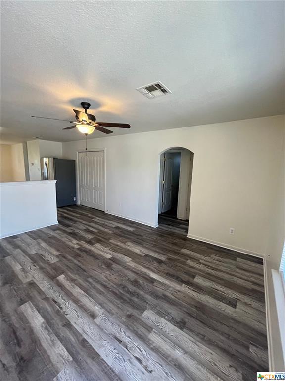 Building Photo - 405 Brittney Way