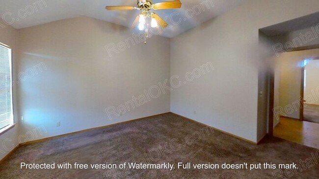 Building Photo - Come and see the sunroom!