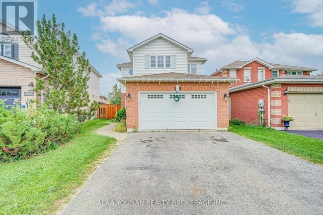 Building Photo - 35 Nightingale Crescent