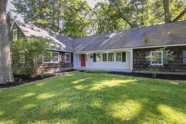 Building Photo - 60 Aspen Ln