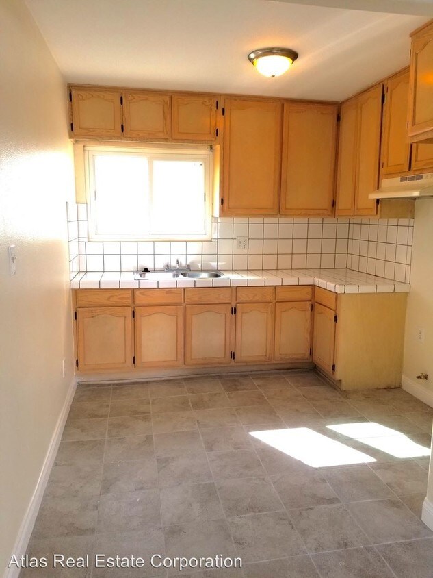 Foto principal - 10126-10136 Felton Ave