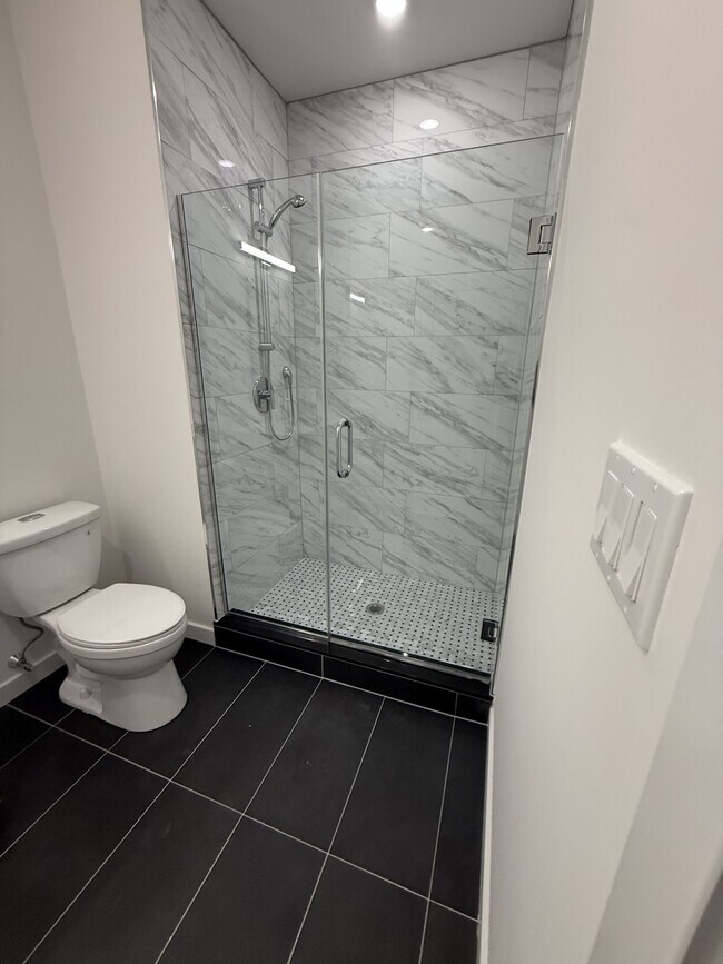 Foto del edificio - 267 Old Colony Ave