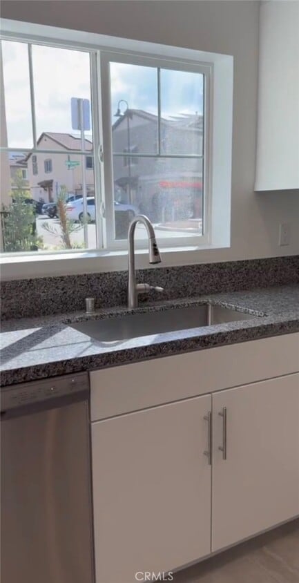 Foto principal - 7440 Fig Grv Ln