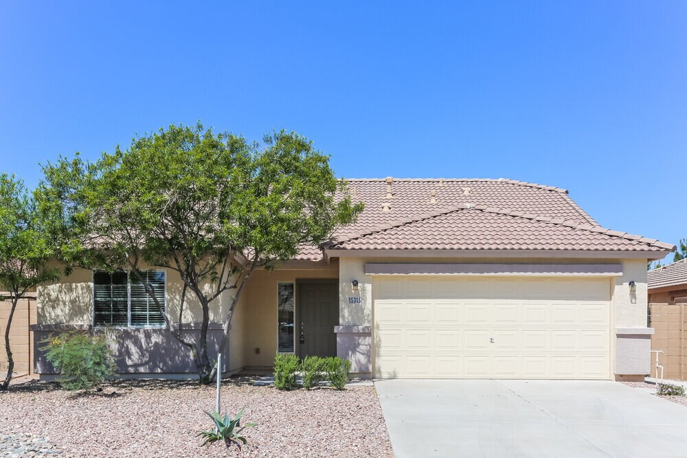 Foto principal - 15316 W Laurel Ln