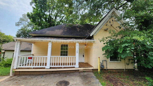 Photo - 129 Mcdonough Boulevard Southeast House