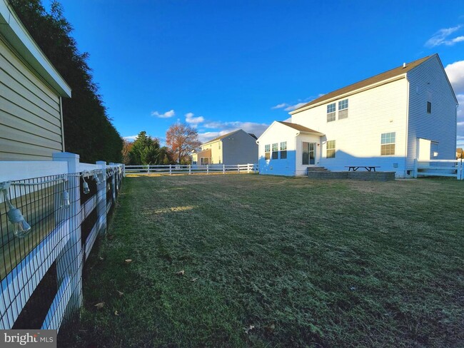 Building Photo - 154 Willowwood Dr
