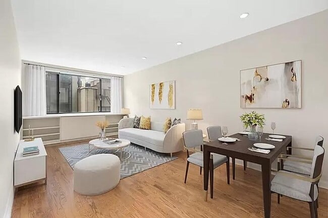 Building Photo - 2 bedroom in NEW YORK NY 10003