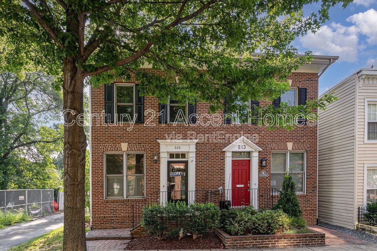Foto principal - 515 N Henry St