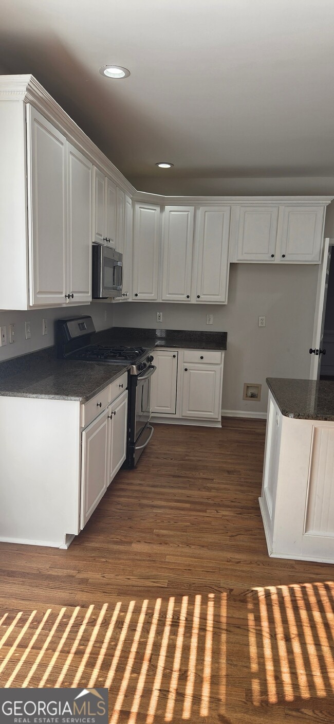 Building Photo - 3770 Glennvale Ct