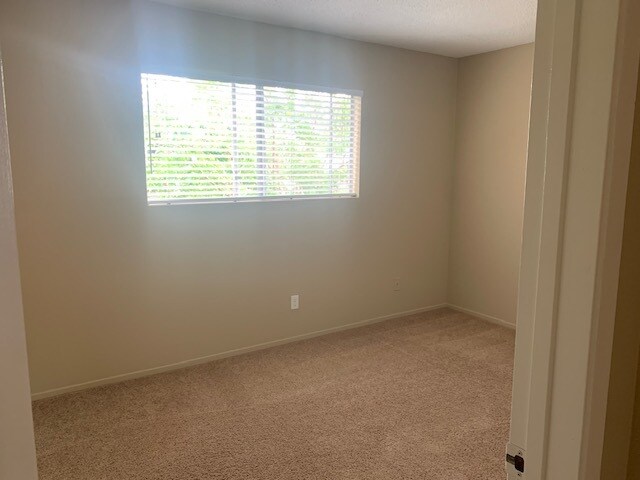 2do dormitorio - 2404 Curtis Ave