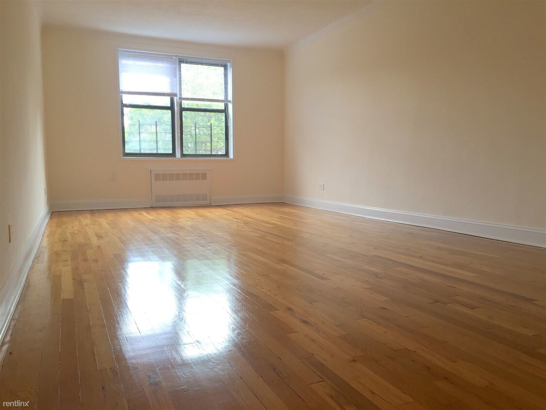Primary Photo - 6434 99th St