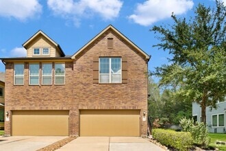 Building Photo - 126 Biltmore Loop
