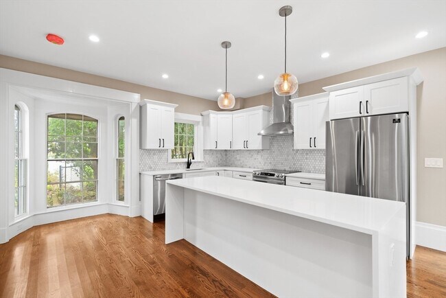 Foto del edificio - 573 Winthrop St