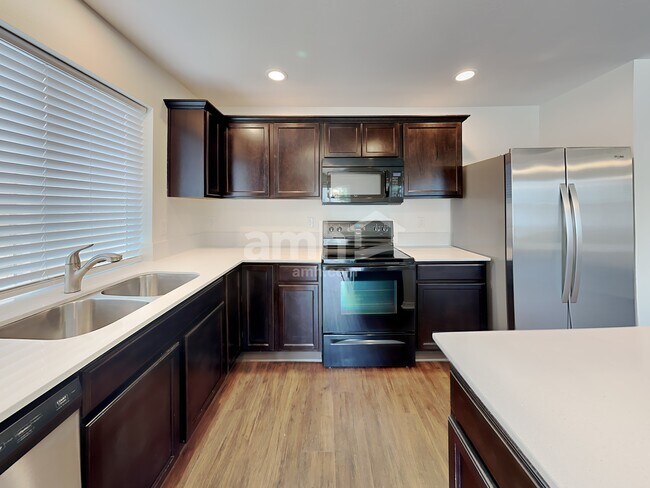 Foto del edificio - 1610 W Tamarack Dr