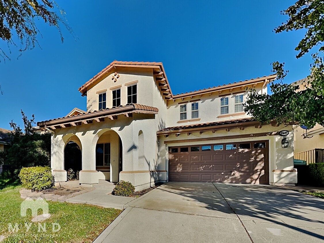 Primary Photo - 3532 Silverwood Rd