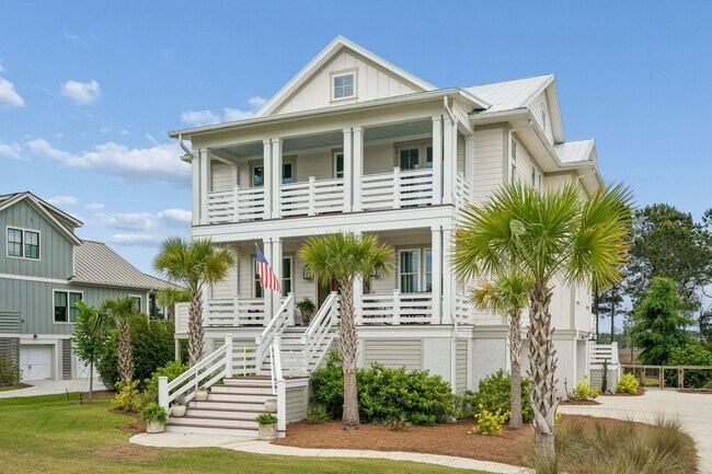 Foto del edificio - Beautiful 5 Bedroom Marshside Home