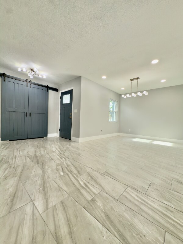 Foto del edificio - 409 Evergreen Dr