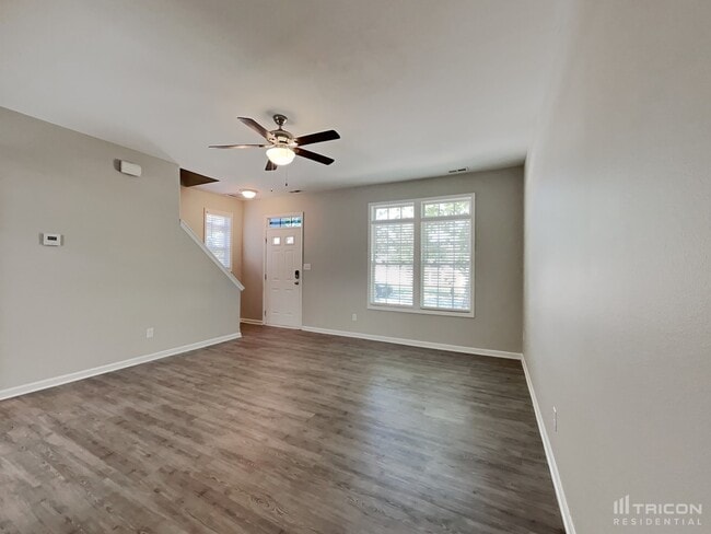 Foto del edificio - 2820 Oasis Ln
